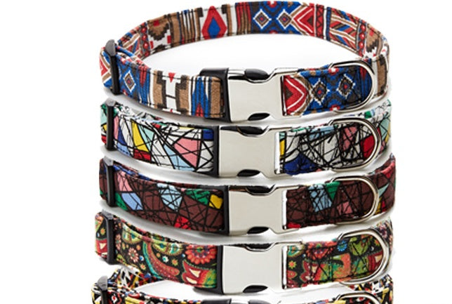 Brocade printed collar for pets