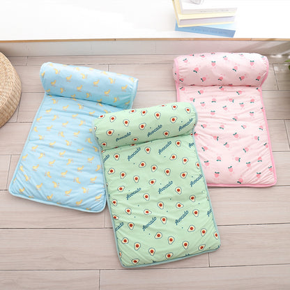 Portable Cooling Pet Mat | Breathable & Washable Comfort
