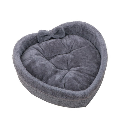 Heart-Shaped Cozy Cat Bed | Soft Warm Cushion for Pets