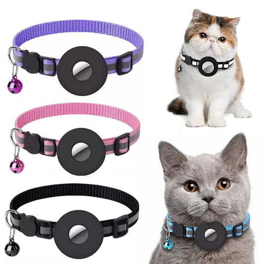 The collar can hold an Airtag for pets